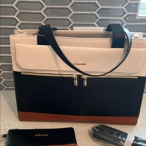 Lameesh Black and Brown Wristlet